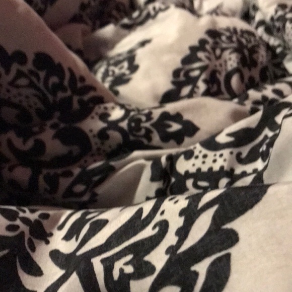 Meet your Posher, Kerria - Picture 1 of 1